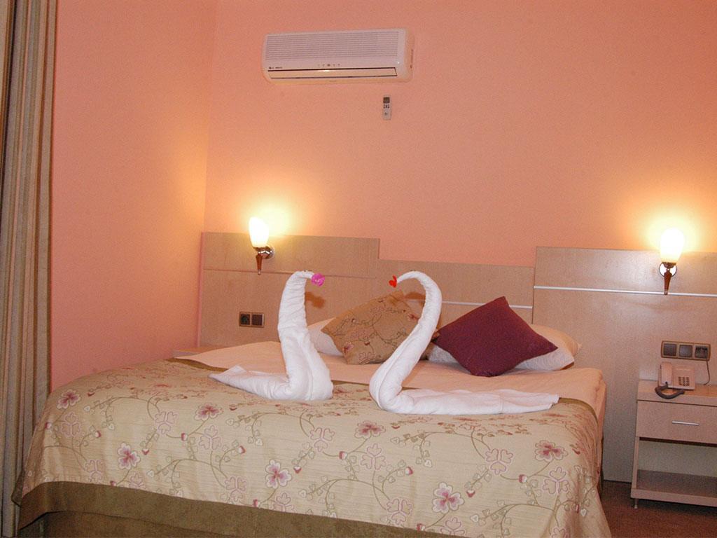 סייד Sunbeach Hill Hotel מראה חיצוני תמונה