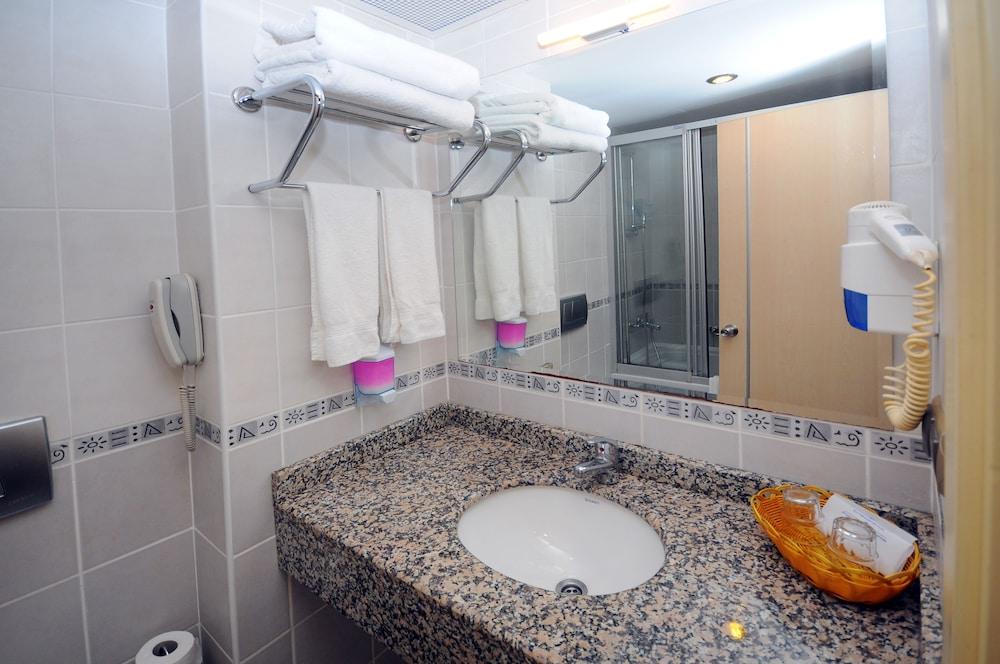 סייד Sunbeach Hill Hotel מראה חיצוני תמונה